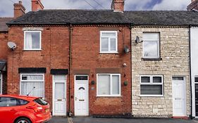 Churnet Valley Townhouse - Modern Cheadle House